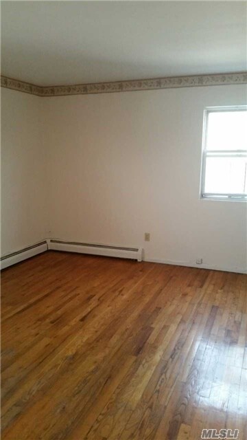 Foto del edificio - 44 Yacht Club Rd