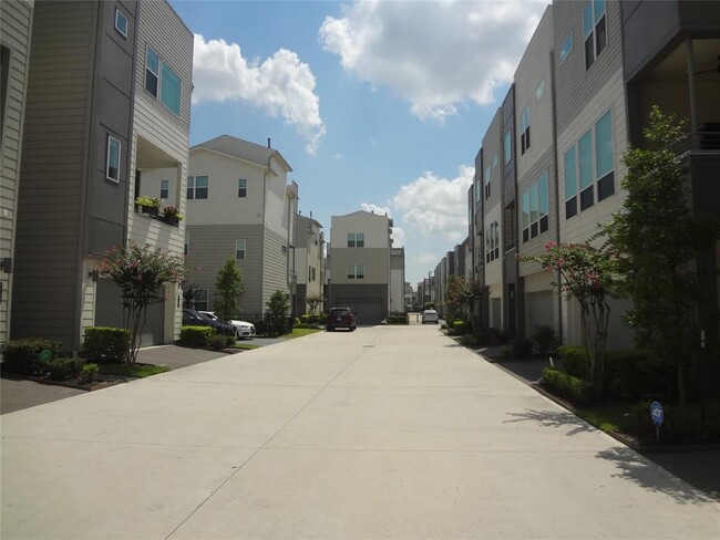 Building Photo - 2717 Eado Edge Ct