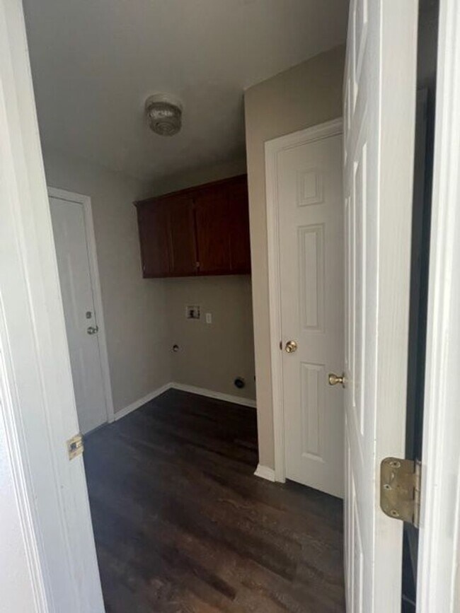 Foto del edificio - 3 Bed, 2 Bath in Tulsa - Available mid Oct...