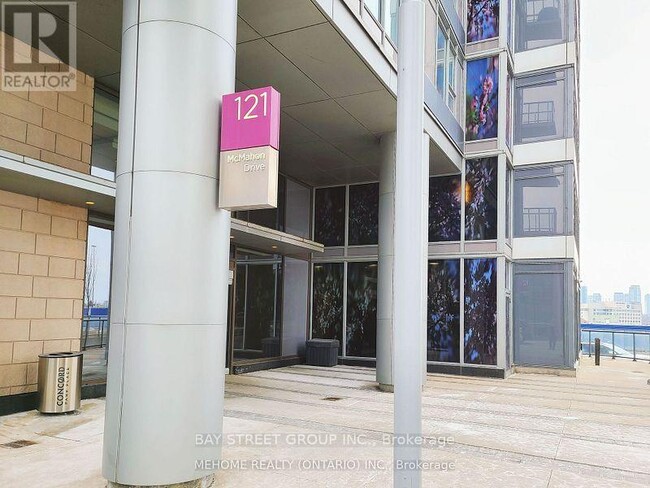 Building Photo - 121 McMahon Dr