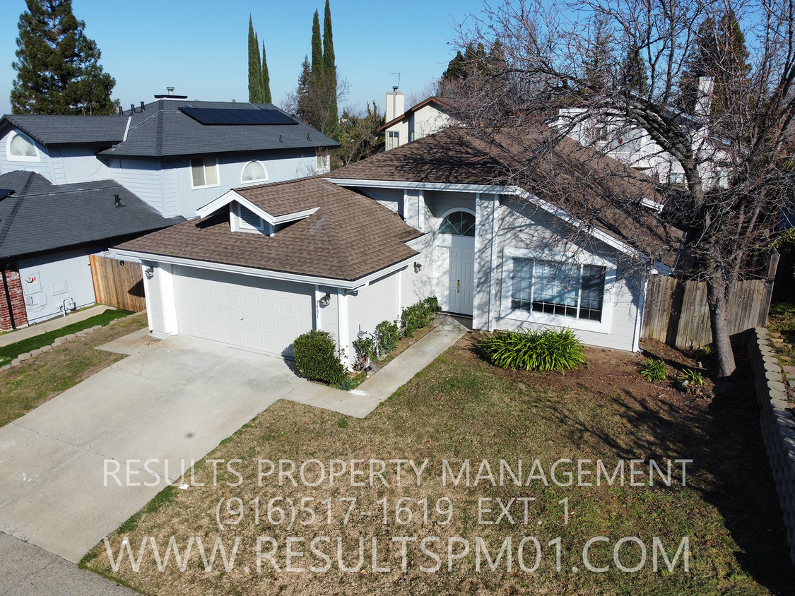 Foto principal - Beautifully Updated Home in Rocklin For Re...