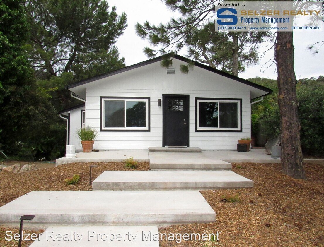 2 br, 1.5 bath House 13301 Spring St. House Rental in Hopland, CA