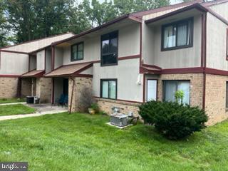 Foto del edificio - 1102 Timber Creek Rd