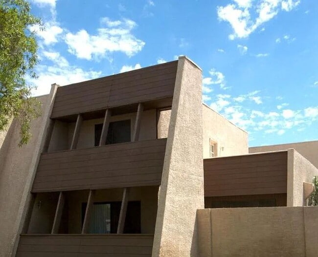 2/2 townhome 1.3 miles from ASU Campus! - 2/2 townhome 1.3 miles from ASU Campus!