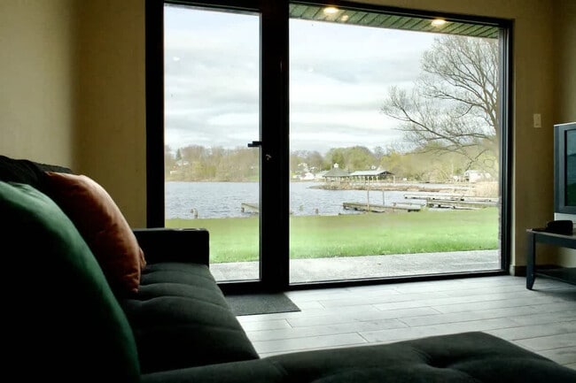 Building Photo - 6010 Rice Lake Scenic Dr