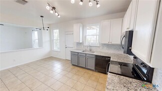 Building Photo - 6213 Bridgewood Dr
