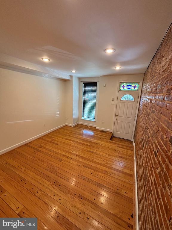 Building Photo - 1404 Woodall St