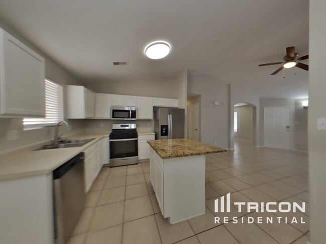 Building Photo - 9415 Cerro Largo Pl NW