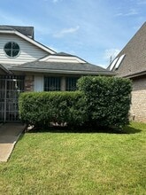 Building Photo - 7010 Cape Forward Dr