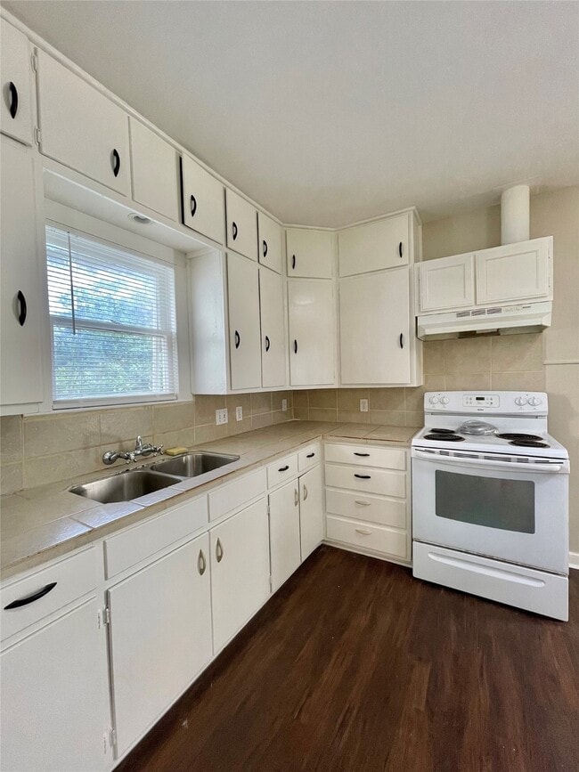 Foto del edificio - 813 Nursery St