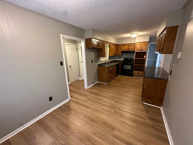 Foto del edificio - 3169 Flint Dr