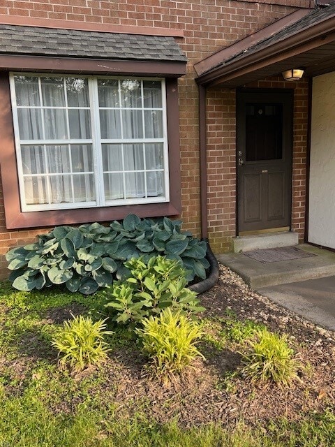 Main Entry - 1781 Quail Ct