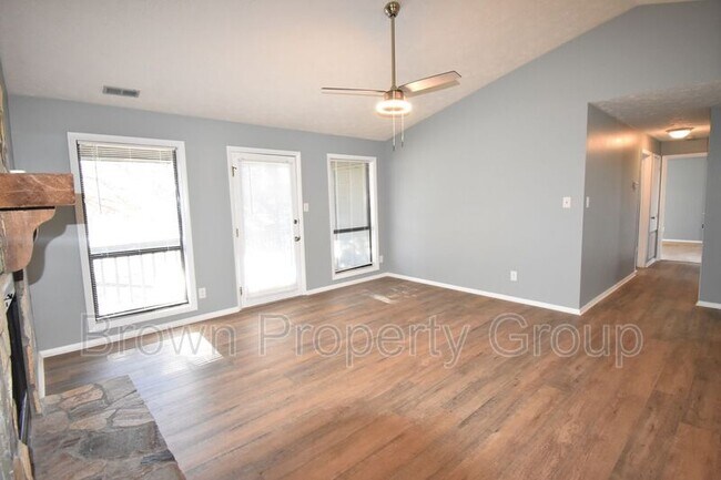 Foto del edificio - 1909 Tryon Dr