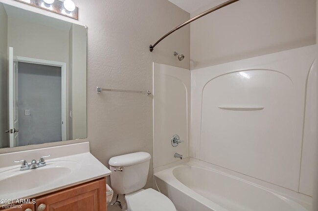 Building Photo - 2 br, 2 bath House - 4303 E Jasper Dr 1