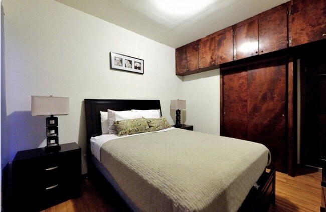 Foto del edificio - 170 E 118th St