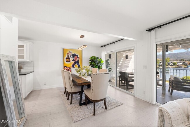 Foto del edificio - 2544 Northshore Ln