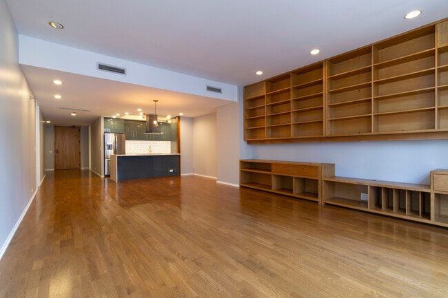 Foto del edificio - 680 N Lake Shore Dr