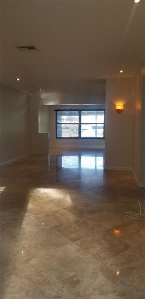 Foto del edificio - 5748 NE 27th Ave