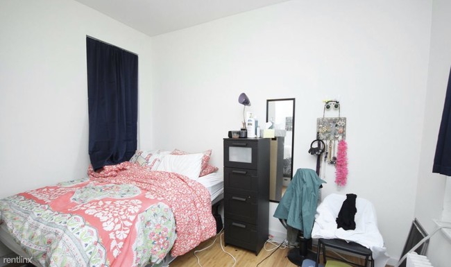 Building Photo - 2 br, 1 bath  - 4227 35th Ave