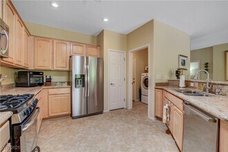 2176 Shadow Canyon Dr