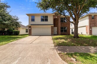 Building Photo - 19747 Byron Meadows Dr