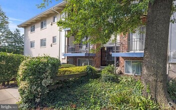 Building Photo - 11350-11348 Cherry Hill Rd