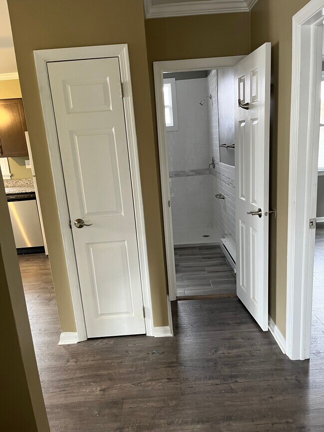 Hall - 201 N Hamilton St