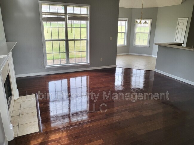 Building Photo - 5548 Brook Shade Ln