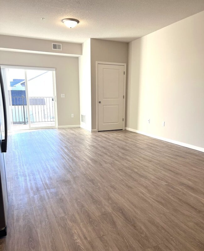 Interior Photo - Ohana Apartments