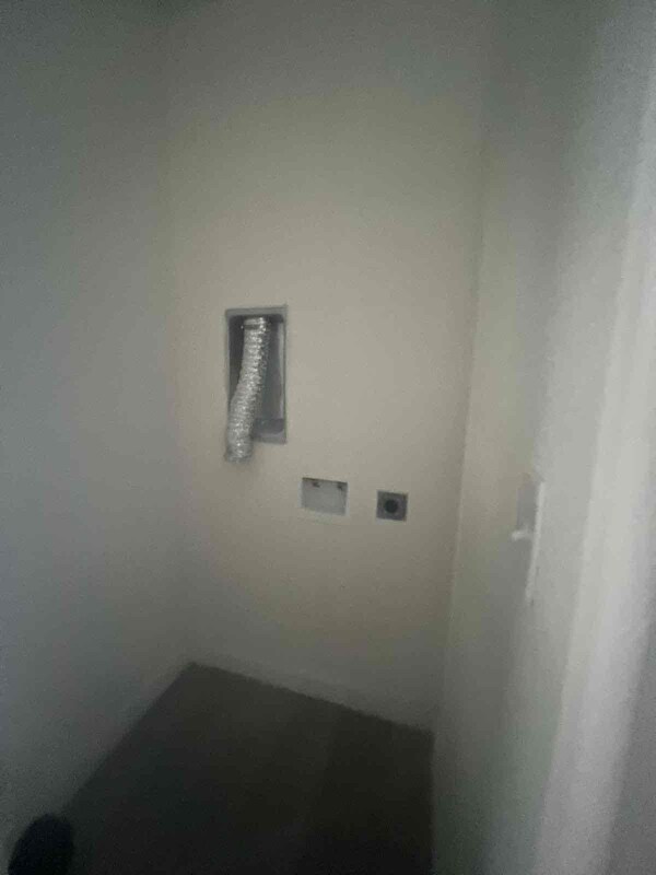 Building Photo - 1806 Atrium Pl Dr