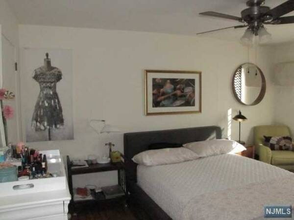 Foto del edificio - 148 Allwood Rd