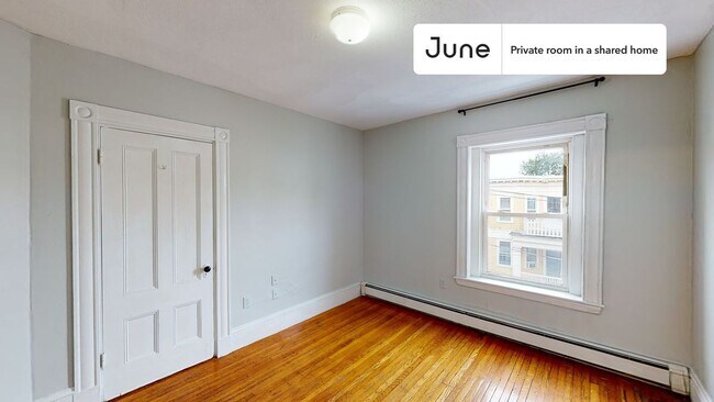 Foto del edificio - Room in Shared 4 bed/2 bath home in Allston