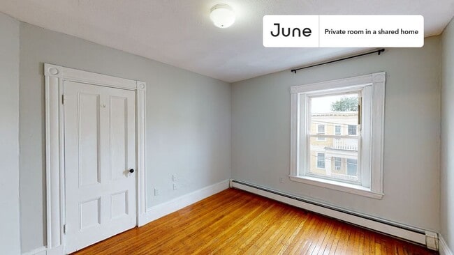 Foto del edificio - Room in Shared 4 bed/2 bath home