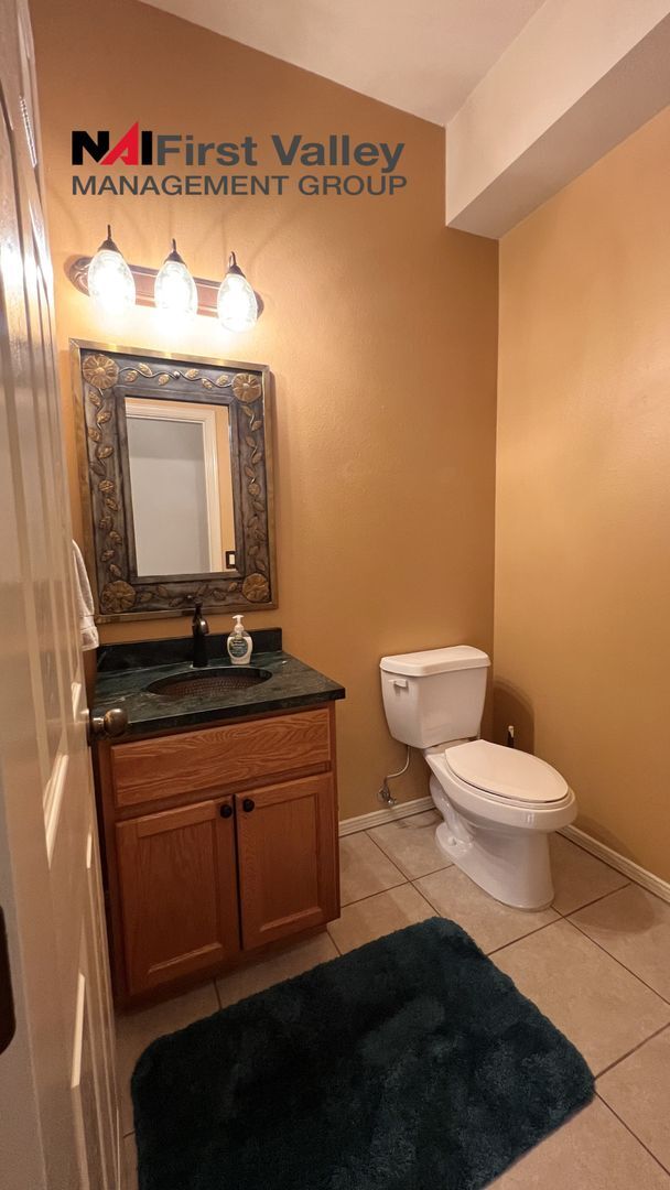Building Photo - 3 Bedrooms, 2.5 Baths and a Two Car Garage
