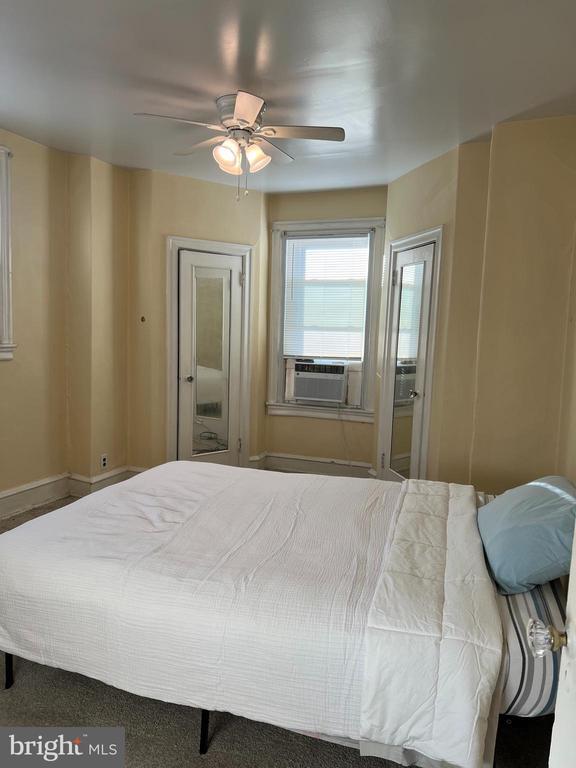 Foto del edificio - 1630 Conlyn St