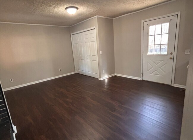 Foto del edificio - 2629 Belmont Ave