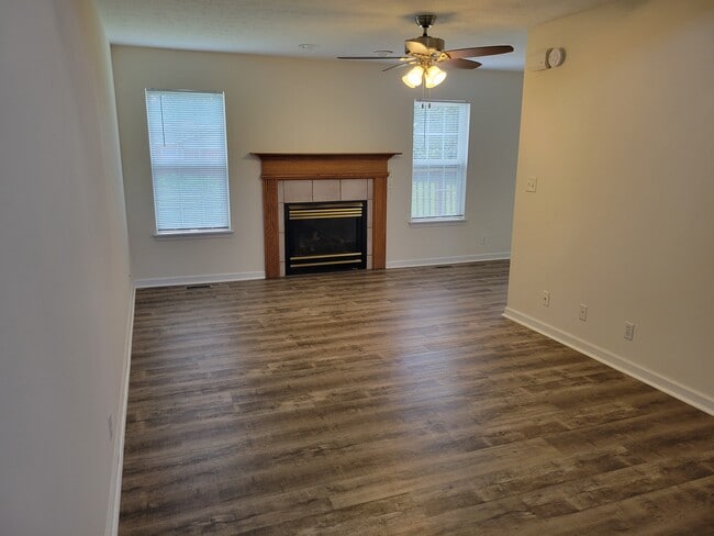 Building Photo - 614 Vineyards Ct