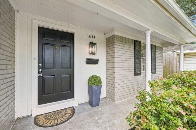 Foto del edificio - 4614 Hummingbird St