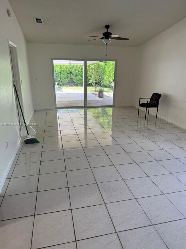 Building Photo - 20420 SW 122nd Ave