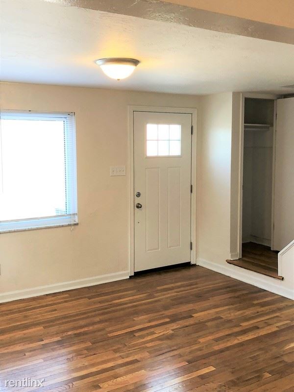 Building Photo - 2 br, 2 bath Townhome - 422 Jacobson Dr