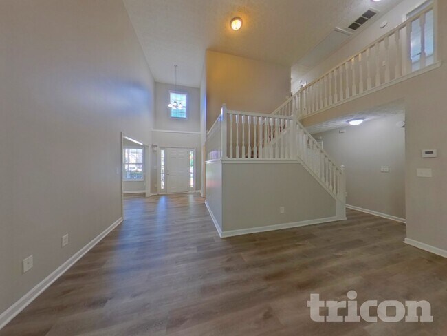 Building Photo - 7485 Ferrara Dr
