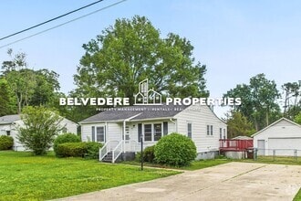 Building Photo - 711 Marlboro St