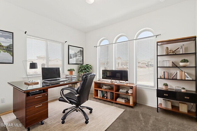 Foto del edificio - 223 Rutland Pl