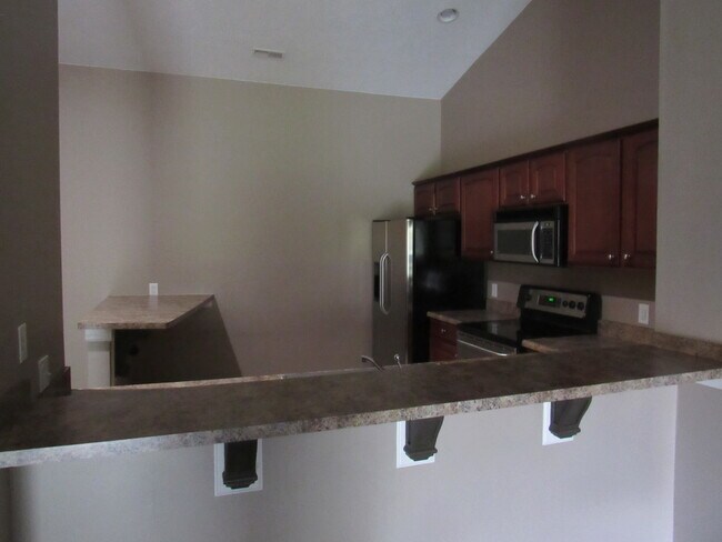 Building Photo - 4507 N Tallgrass Ln