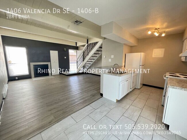 Building Photo - Welcome to Home @ Valencia! Lovely 2 Bedro...