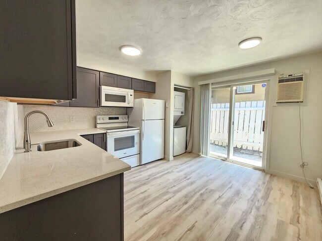 Foto del edificio - 1105-1109 W 14th Ave
