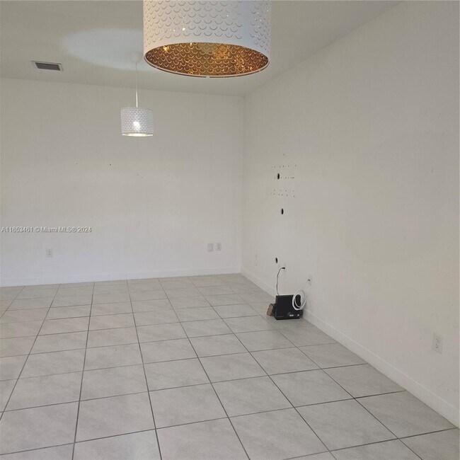Foto del edificio - 1141 SW 8th Ave