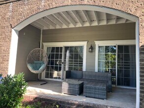 Building Photo - 8421 Callabee Way