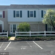 Building Photo - 1818 Carlton Dr