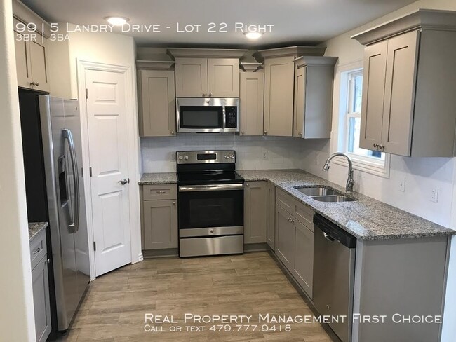 Building Photo - TOWNHOMES IN CHAFFEE CROSSING